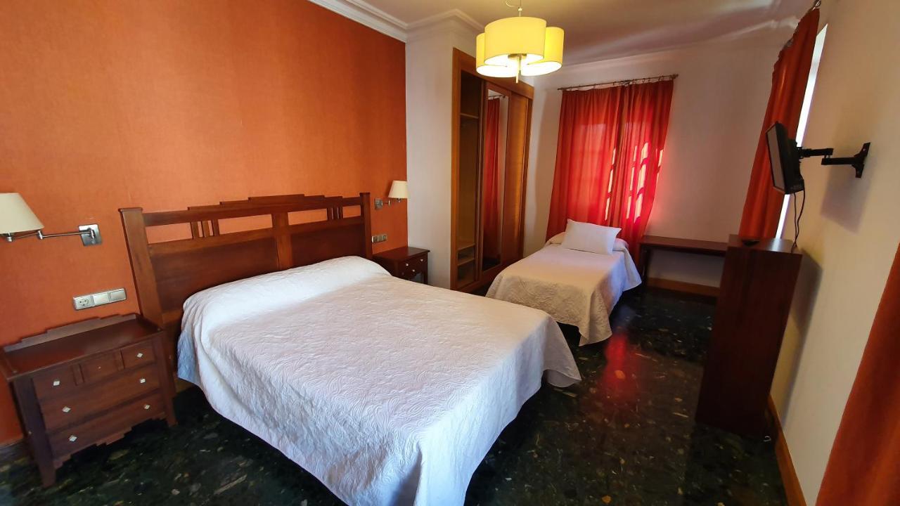 Hostal Ansonea Bera  Zimmer foto