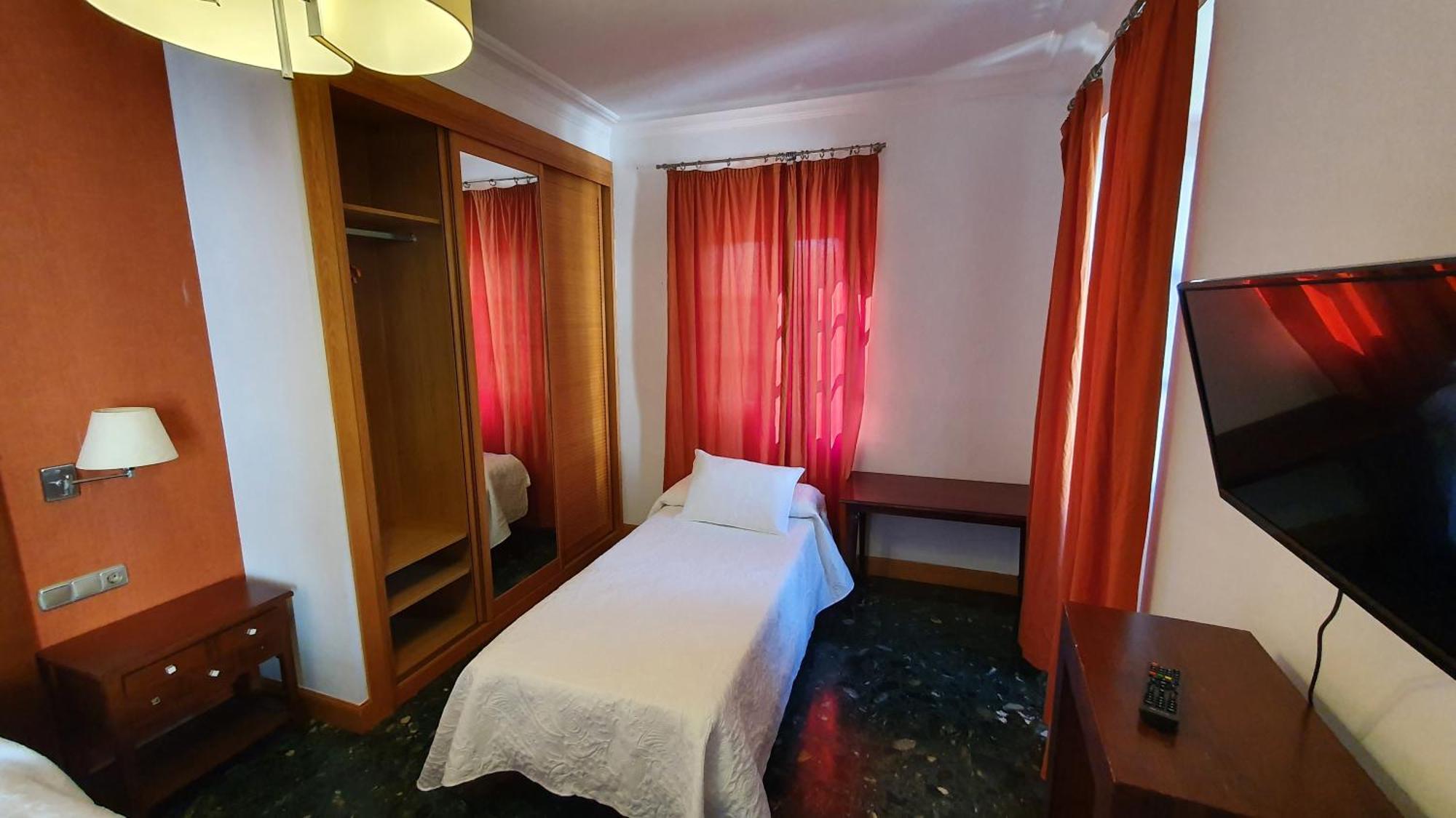 Hostal Ansonea Bera  Zimmer foto