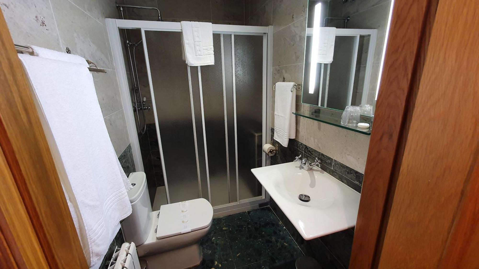 Hostal Ansonea Bera  Zimmer foto