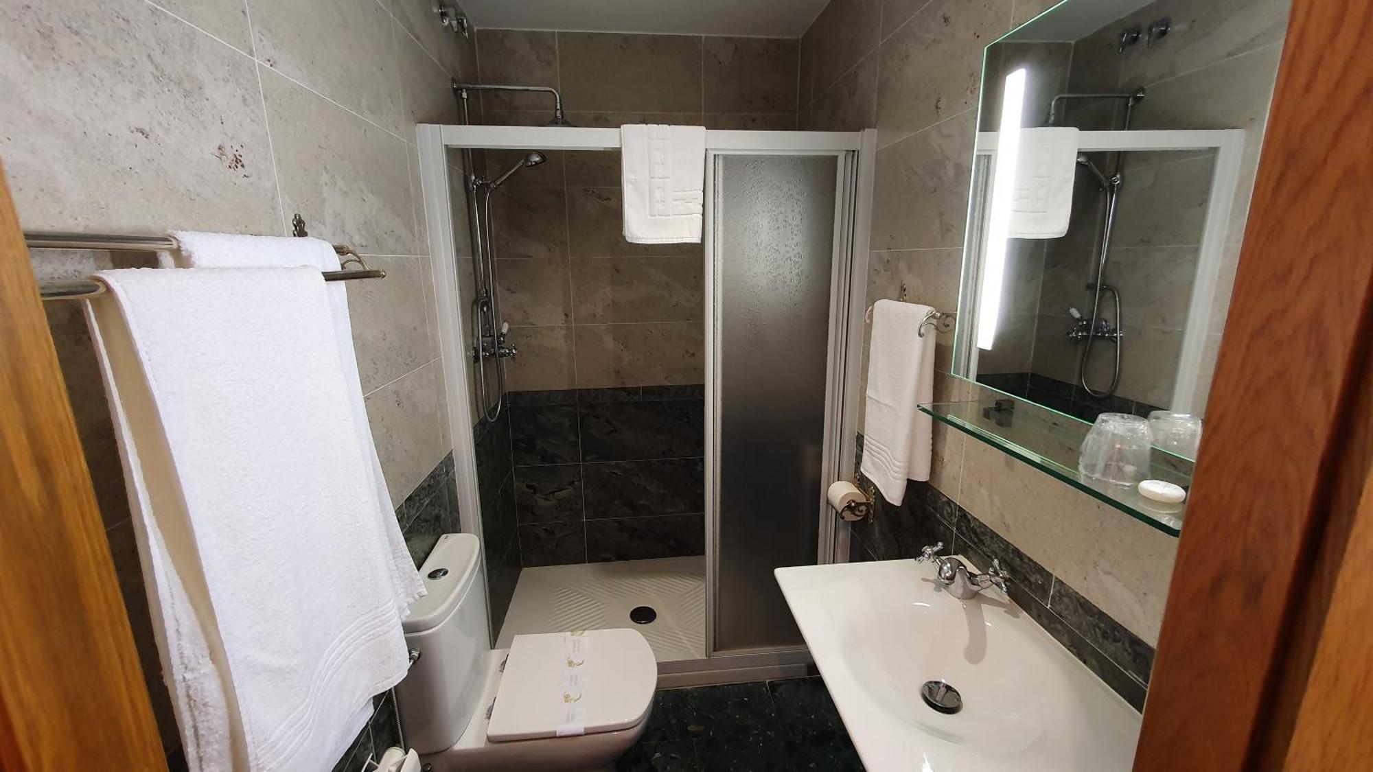 Hostal Ansonea Bera  Zimmer foto
